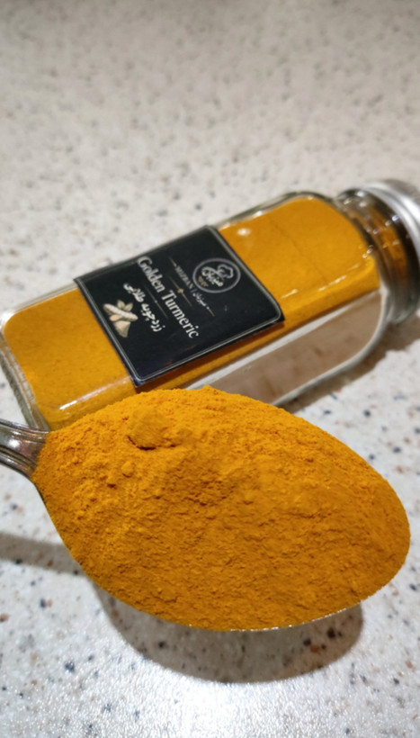 پک طلایی میزبان 200گرمی زردچوبه طلایی و فلفل سیاه گورمه